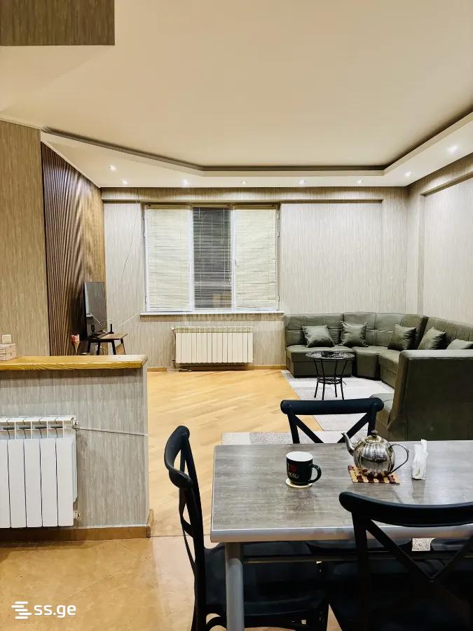 8 Room Private House For Sale view 7