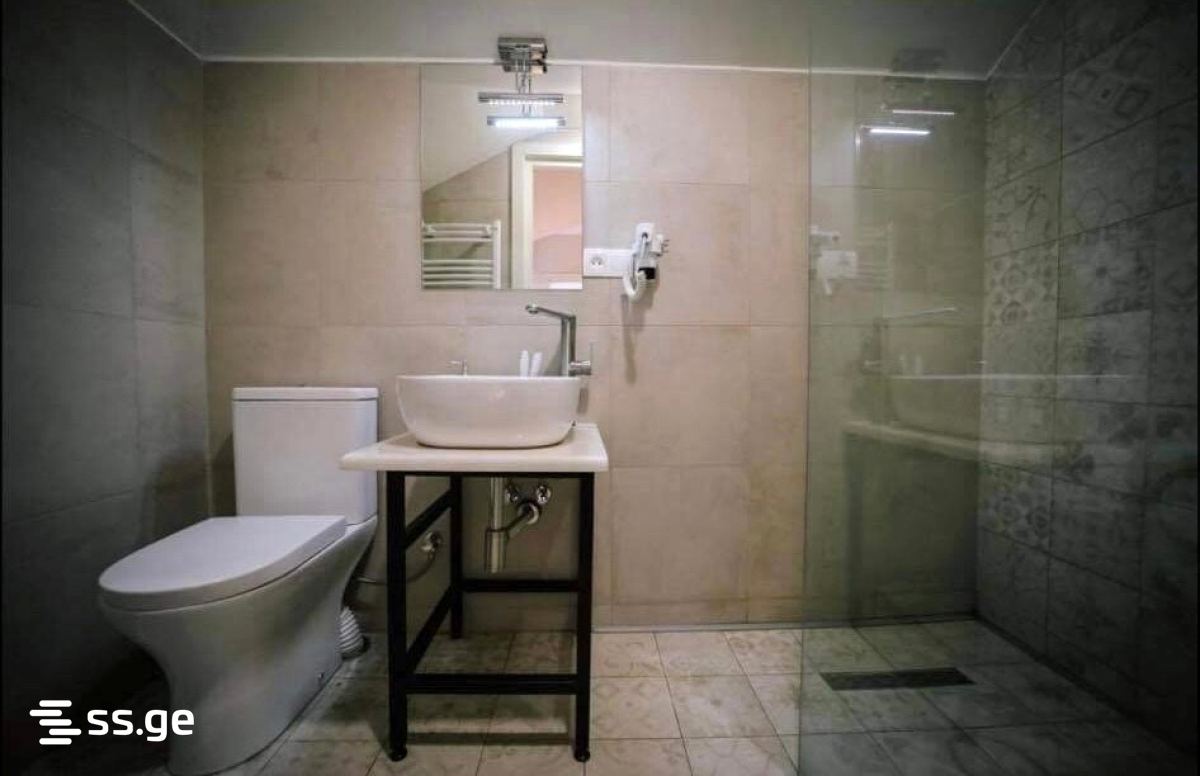 11 Room Hotel For Sale view 33