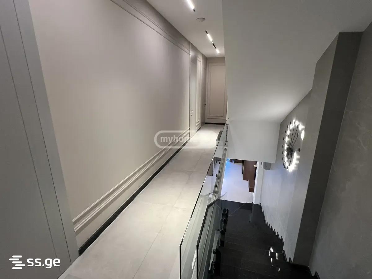 7 Room Private House For Rent. Batumi view 11