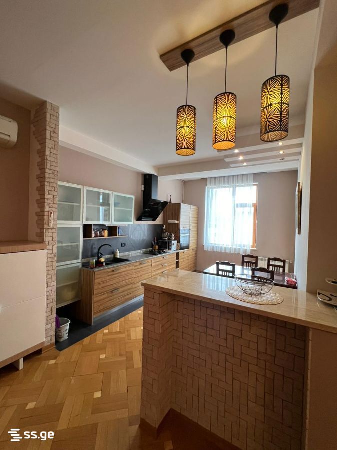 3 room Flat Lease. Avlabari - Widok 2