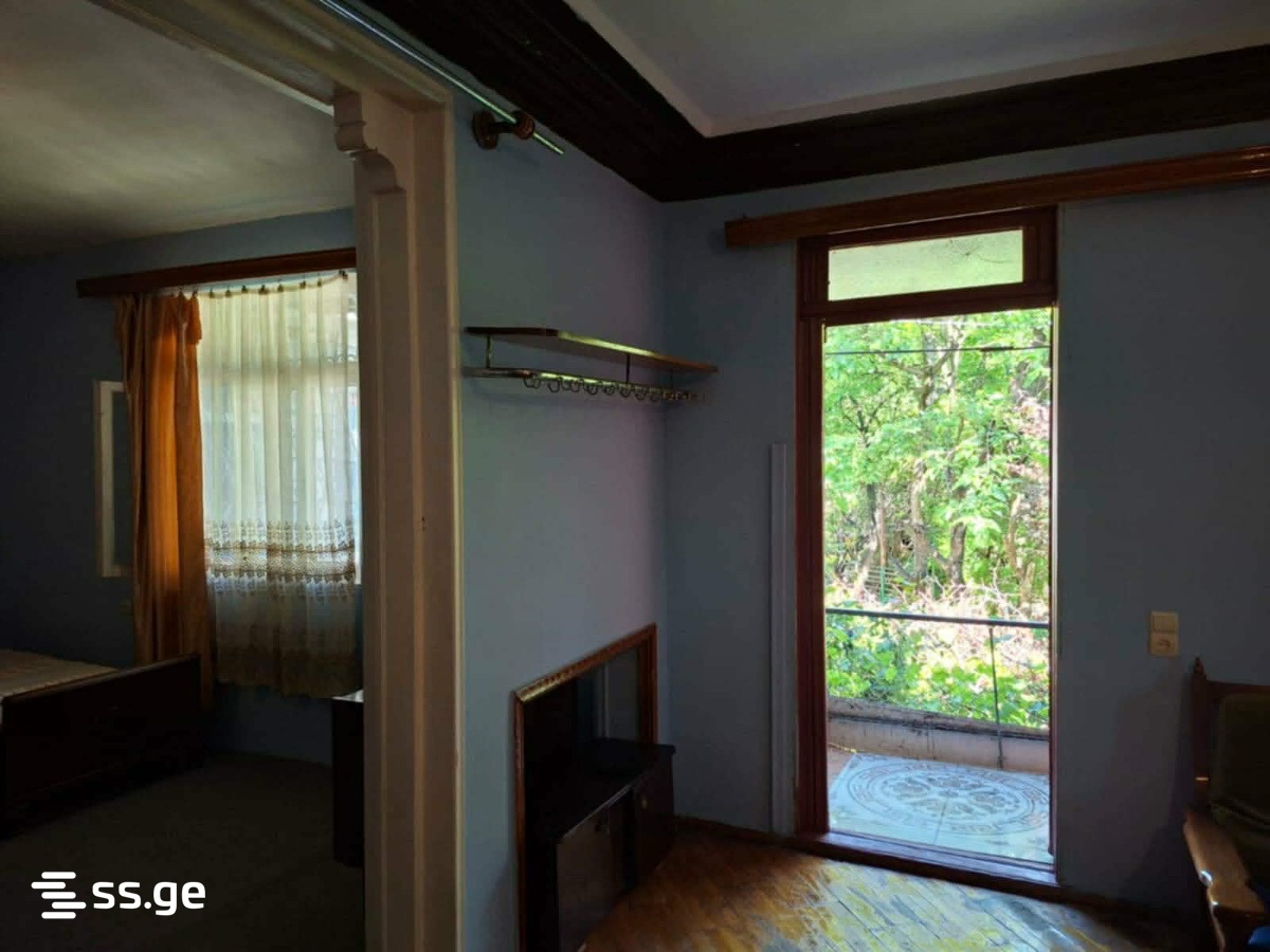 2 Room Private House For Rent. Isani, 1 of 4