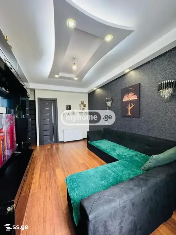 4 Room Private House For Sale view 3