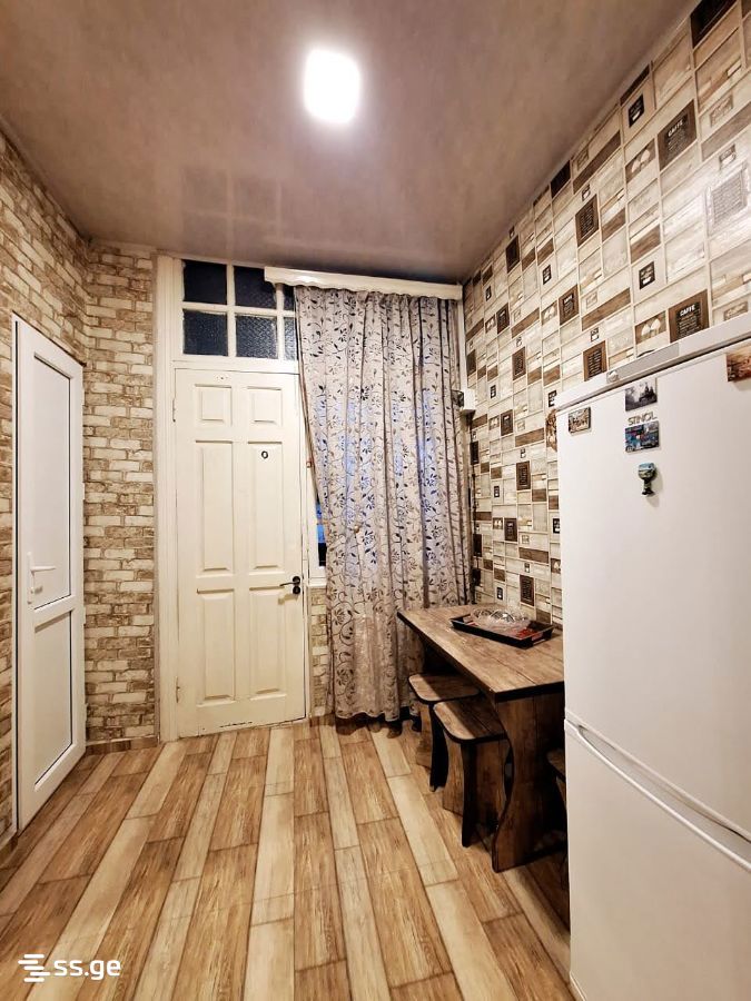1 Room Flat Daily Rent. Vera view 3