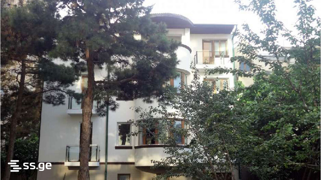 16 Room Private House For Sale view 9