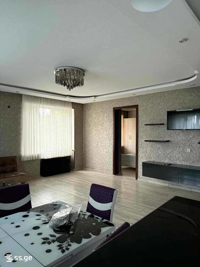 3 Room Flat For Rent. Telavi, 1 of 4
