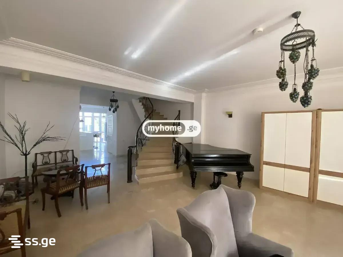 6 Room Hotel For Rent. Vake view 9