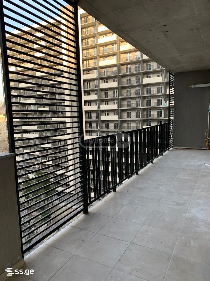 3 Room Flat For Sale, 3 of 4
