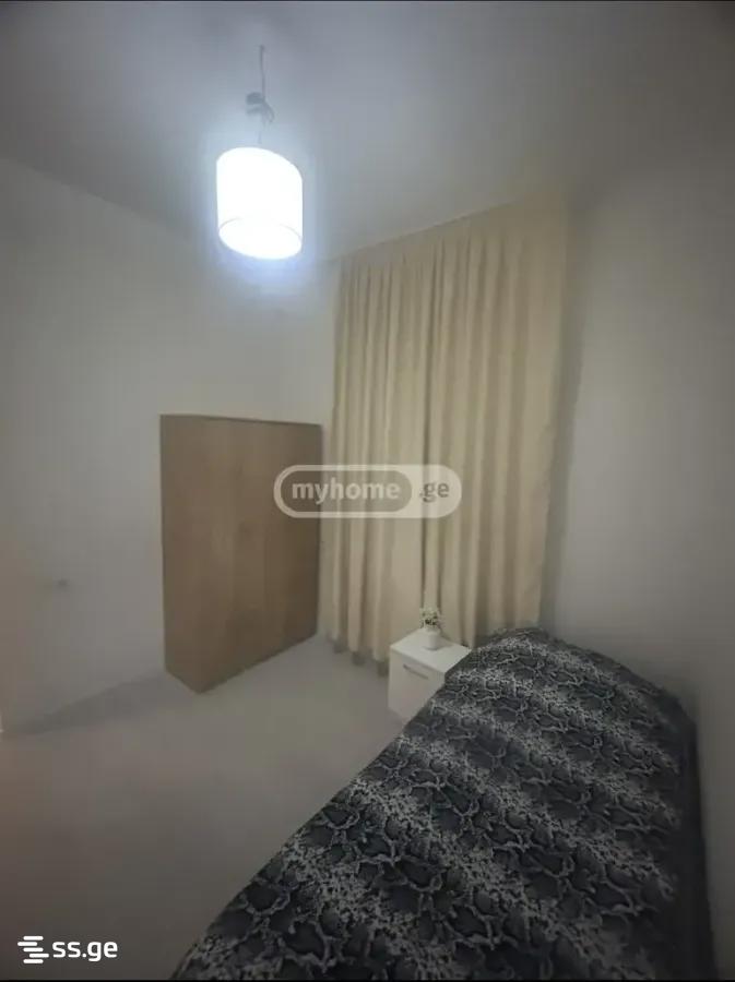 7 Room Private House For Sale view 6