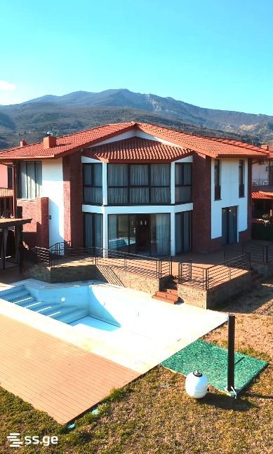 8 Room Summer Cottage For Sale, 1 of 4