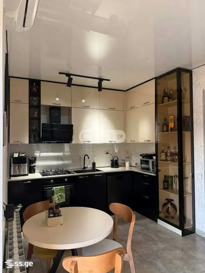 5 Room Private House Daily Rent. Chugureti, 1 of 4