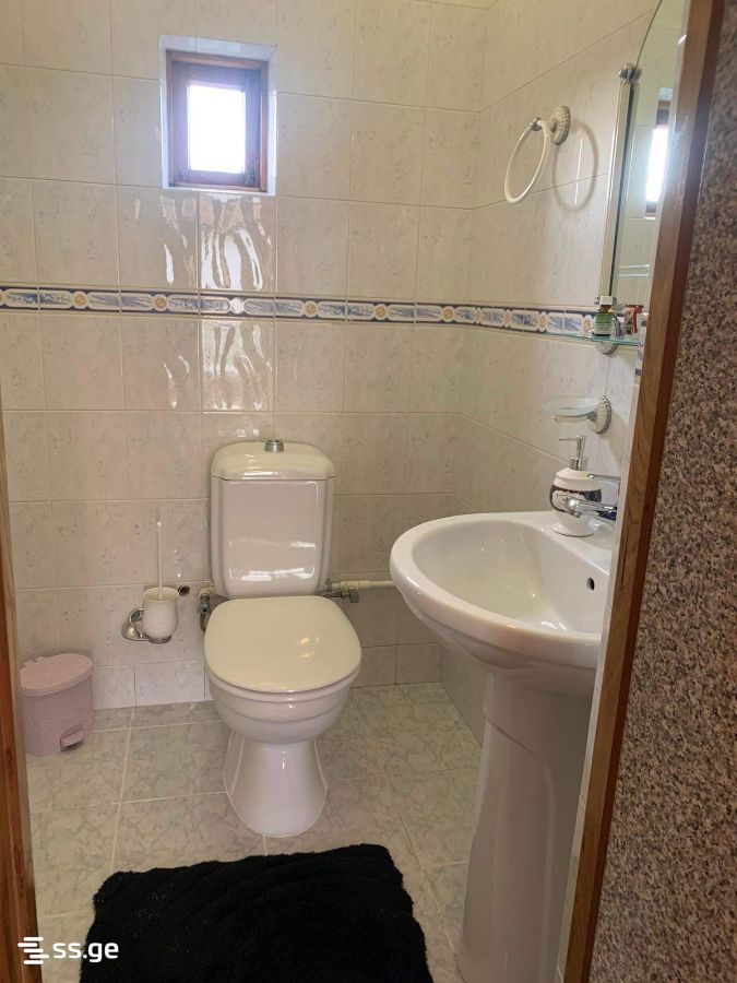 6 Room Private House For Sale view 9