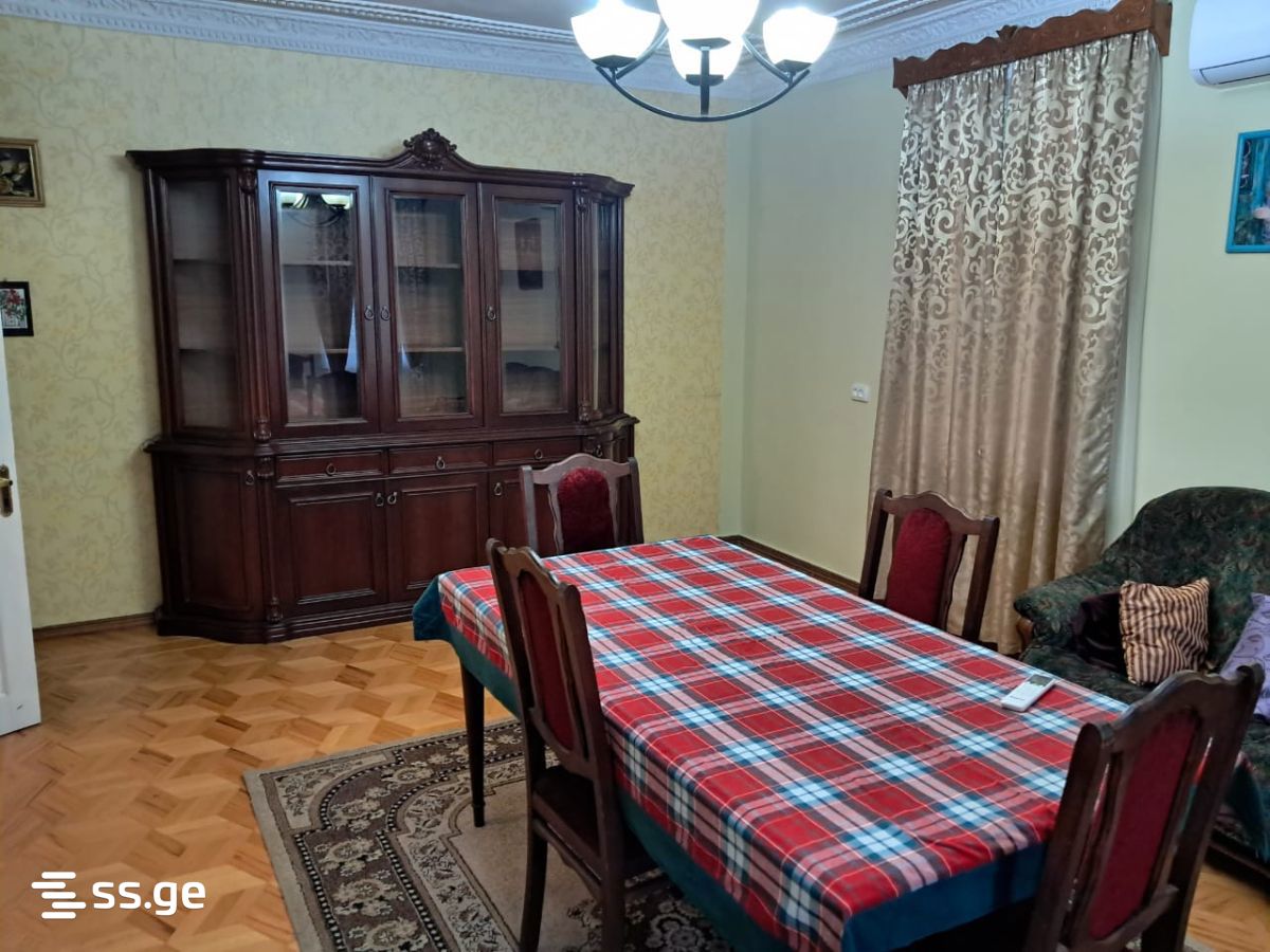 6 Room Private House Daily Rent. Kutaisi view 4