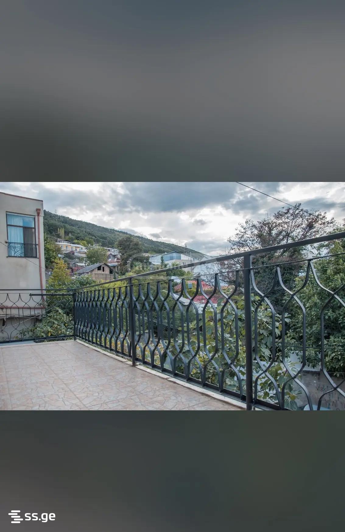 10 Room Private House For Rent. Vera view 2