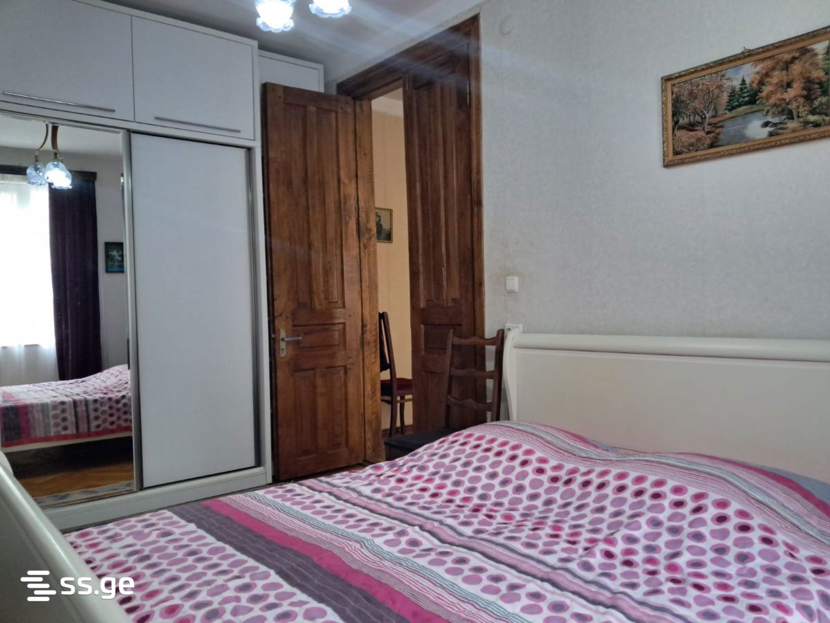 6 Room Private House Daily Rent. Kutaisi, 3 of 4
