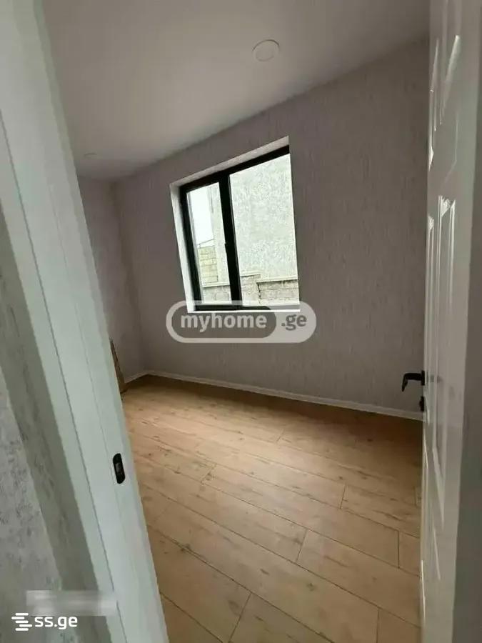 3 Room Private House For Sale view 3