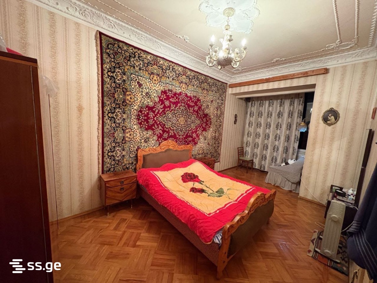 For Sale 4 Room Apartment Kutaisshi view 10