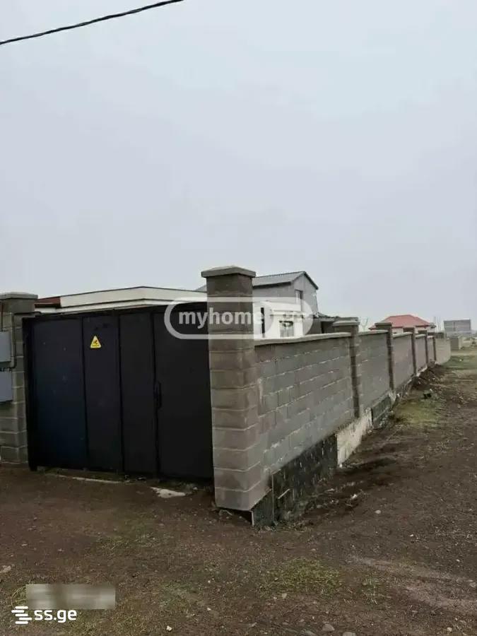 3 Room Private House For Sale view 2