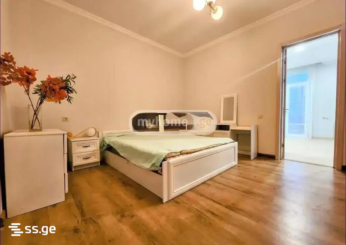 3 Room Private House Daily Rent. Batumi view 5