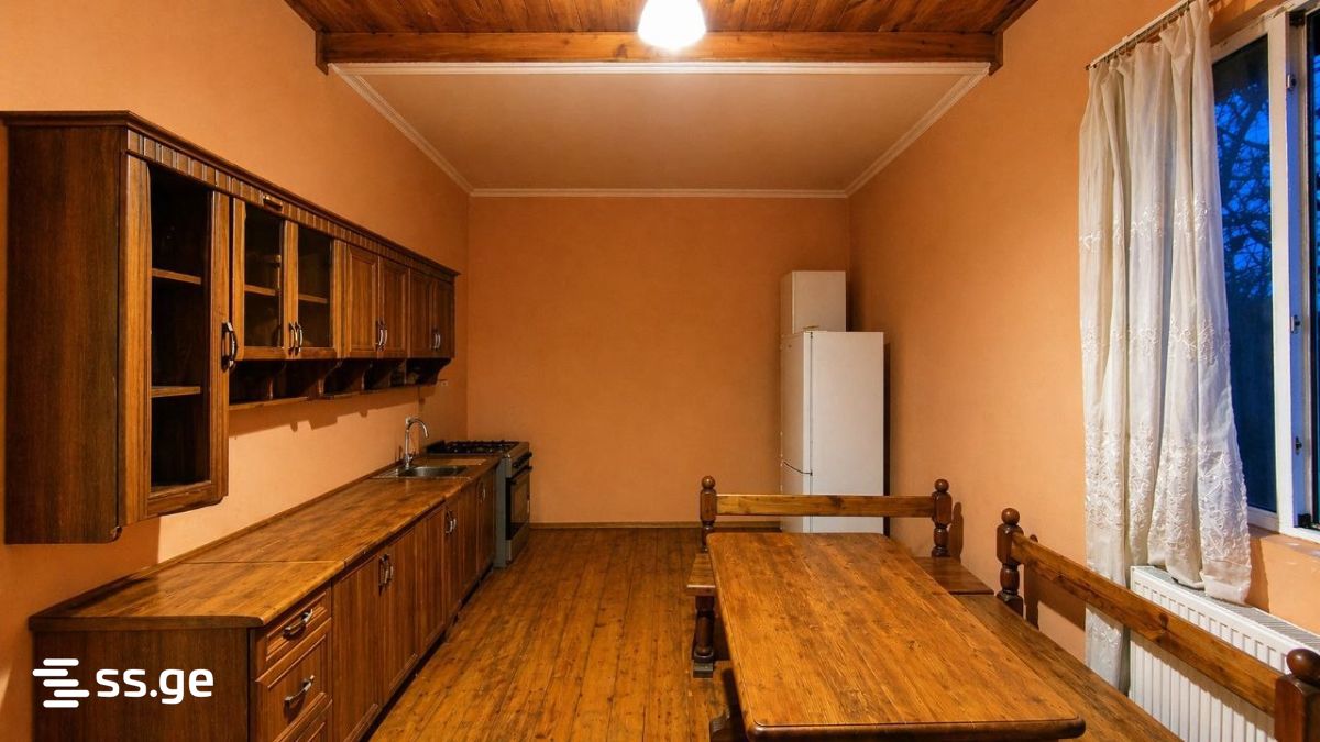 6 Room Summer Cottage For Sale view 9