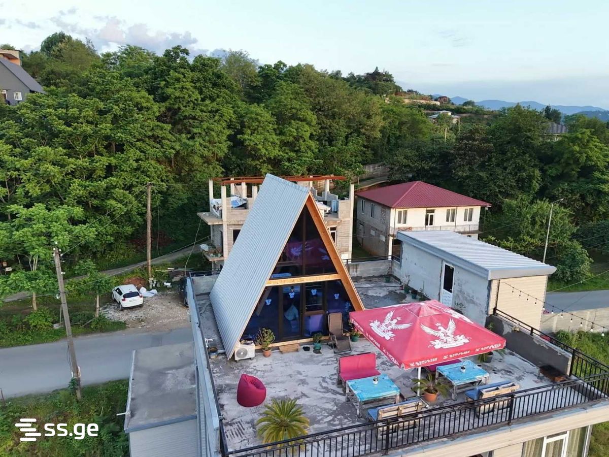 2 Room Summer Cottage For Rent. Batumi, 1 of 4