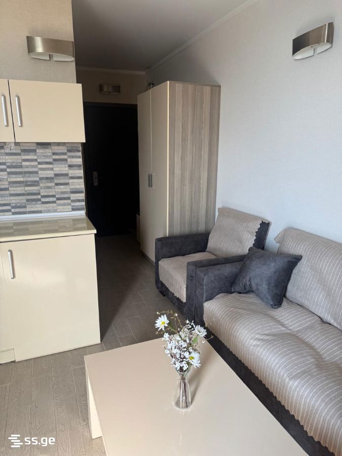 2 room Flat Daily rent. Batumi - Bild 4