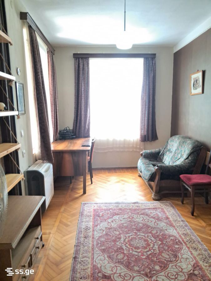 6 Room Private House Daily Rent. Kutaisi, 2 of 4