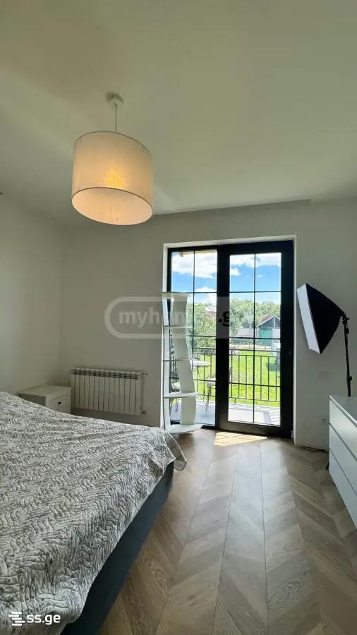10 Room Private House For Sale view 7