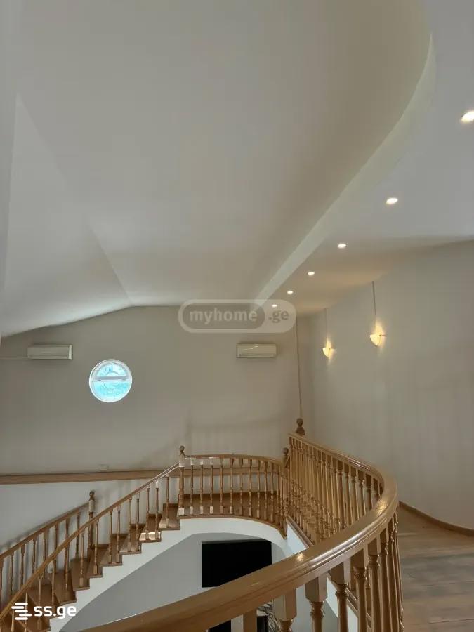 7 Room Private House For Rent. Vera view 6