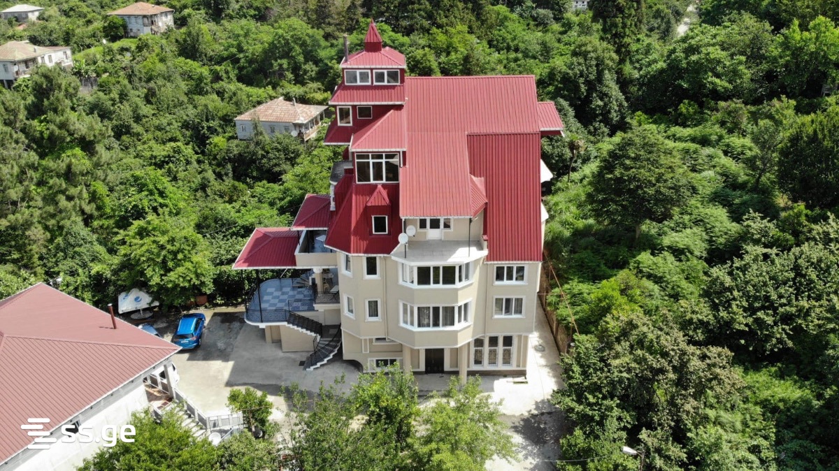 Summer Cottage For Rent. Batumi, 1 of 4