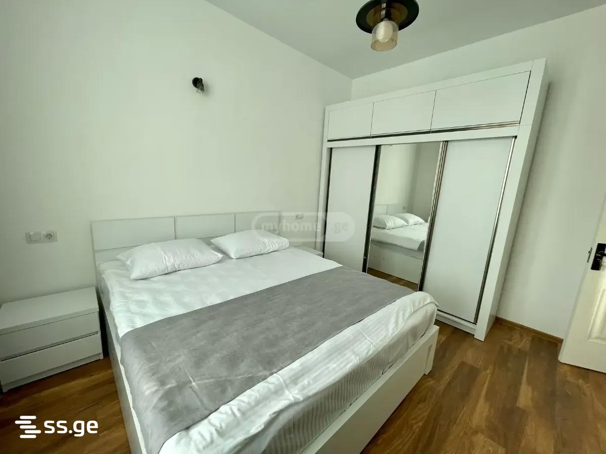 7 Room Private House For Sale view 10