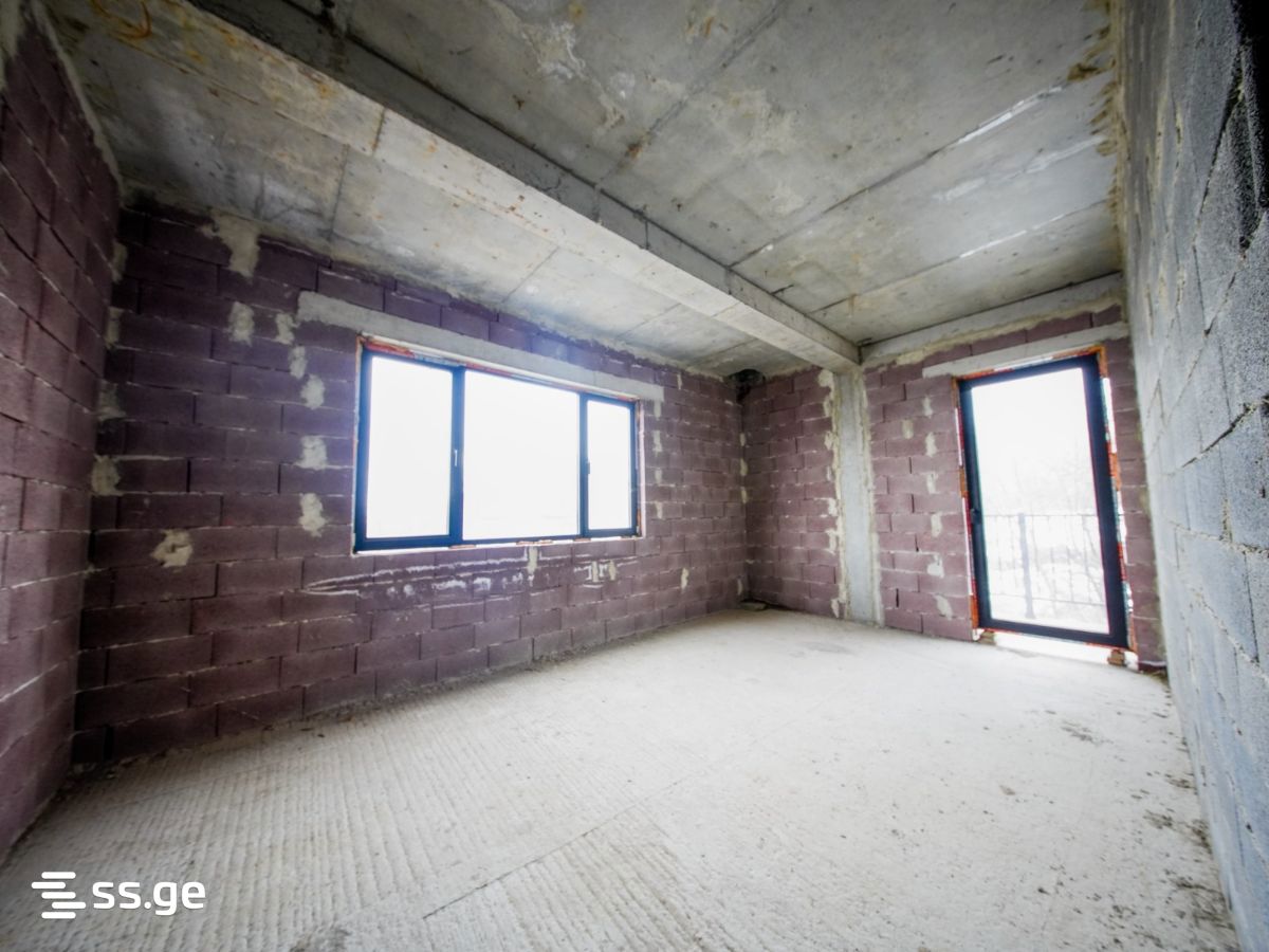 7 Room Private House For Sale view 10