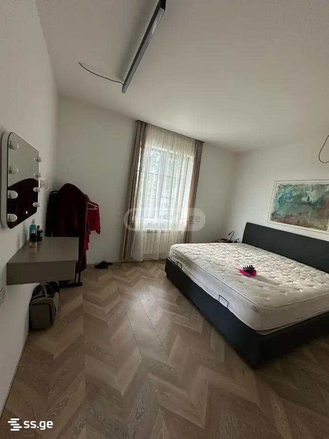 10 Room Private House For Sale view 8