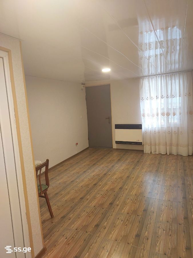 1 Room Flat For Sale, 1 of 4