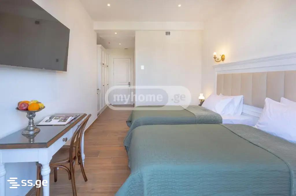 27 Room Hotel For Rent. Chugureti view 3