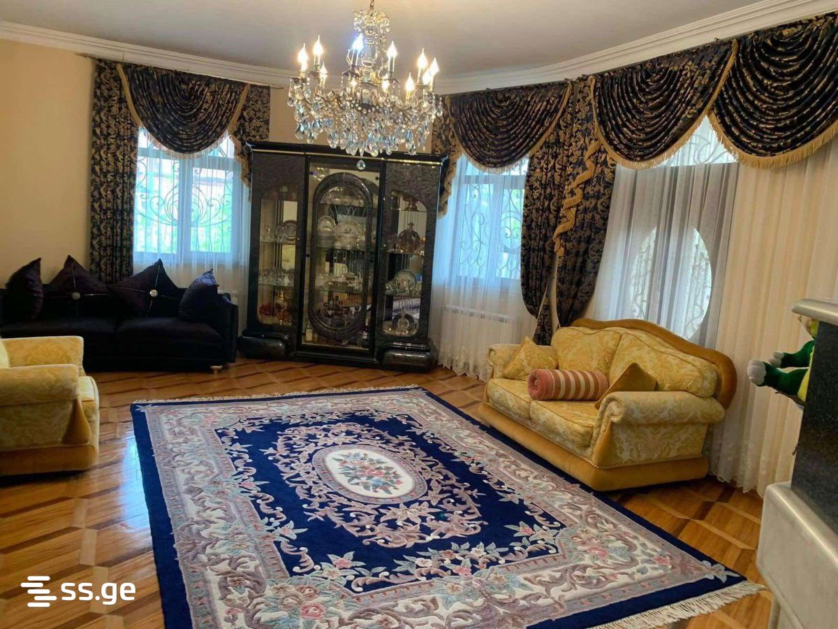 6 Room Private House For Sale view 10
