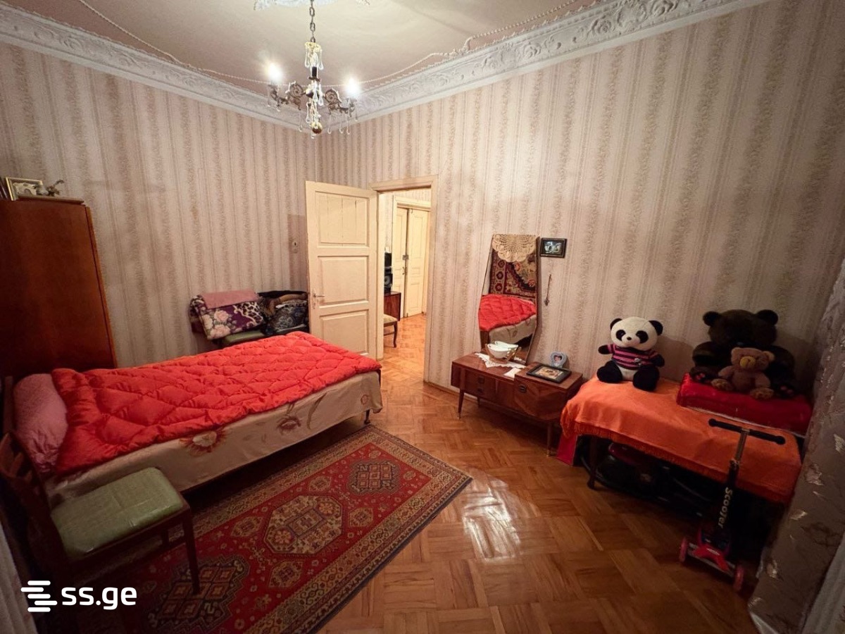 For Sale 4 Room Apartment Kutaisshi view 12