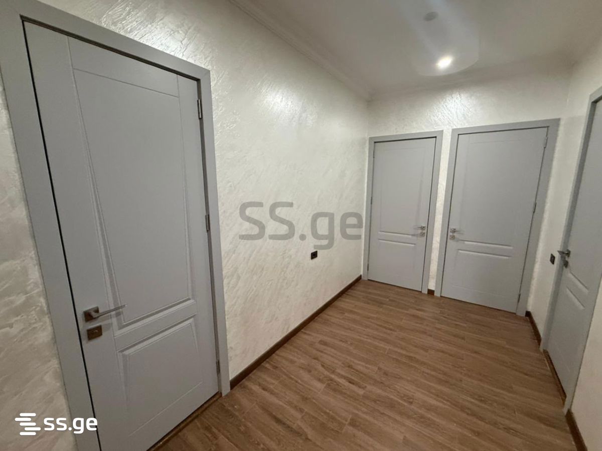 3 Room Flat For Rent. Batumi view 7