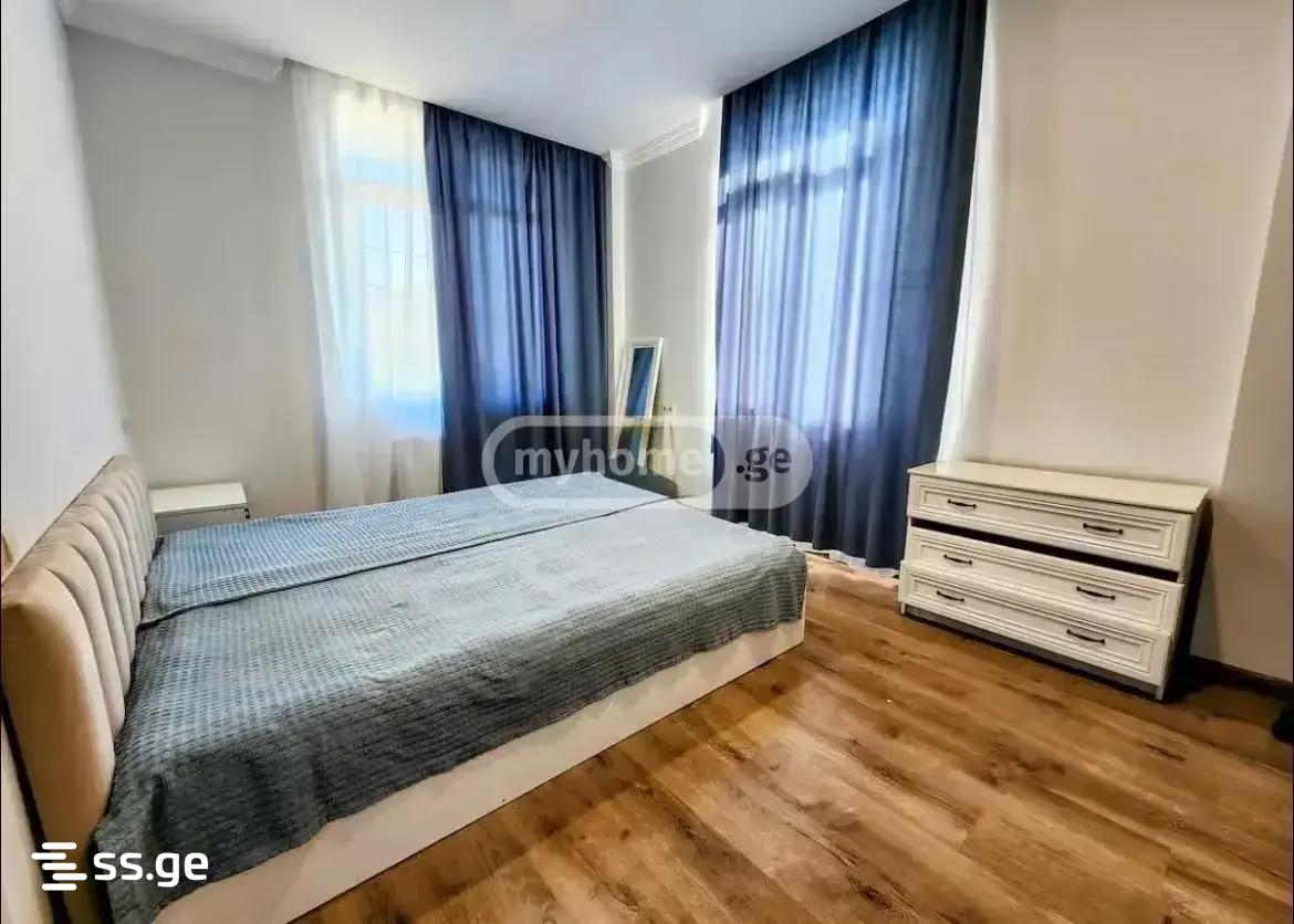 3 Room Private House Daily Rent. Batumi view 4