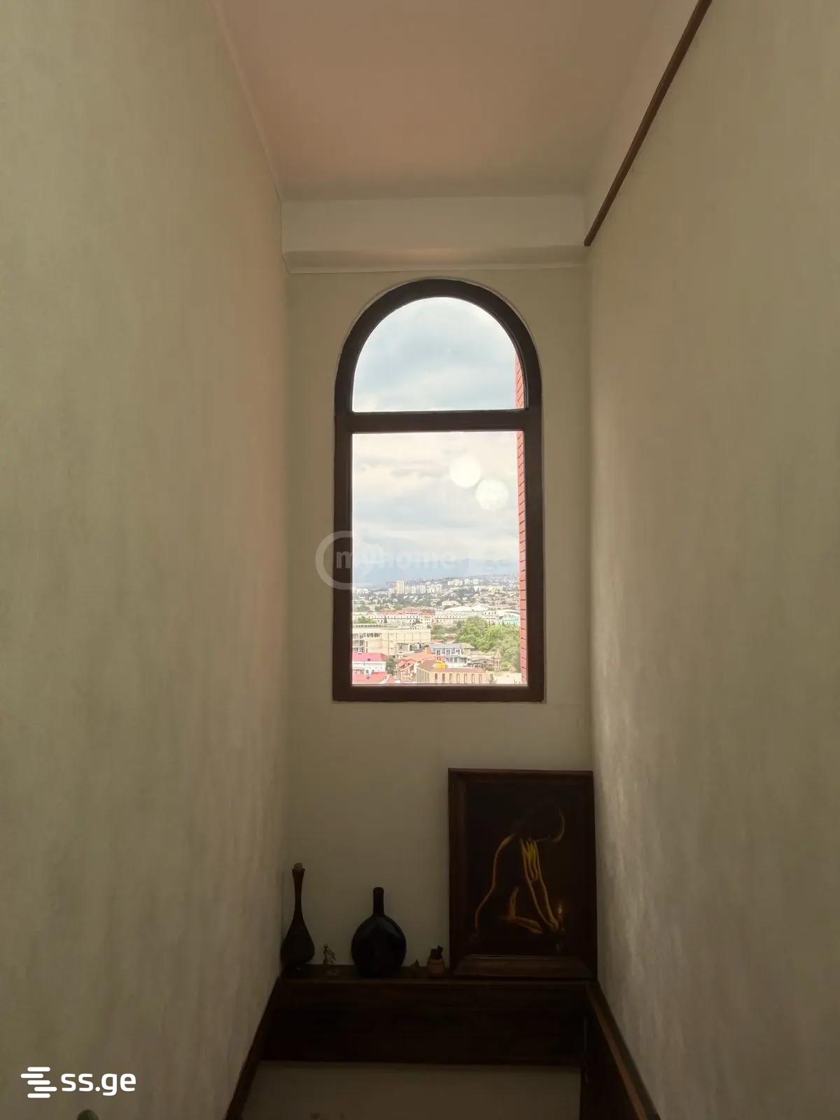 4 Room Private House For Rent. Sololaki view 3