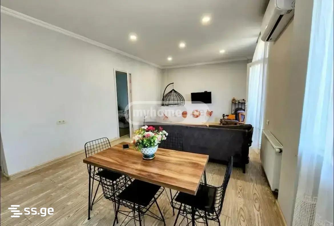 3 Room Private House Daily Rent. Batumi view 1