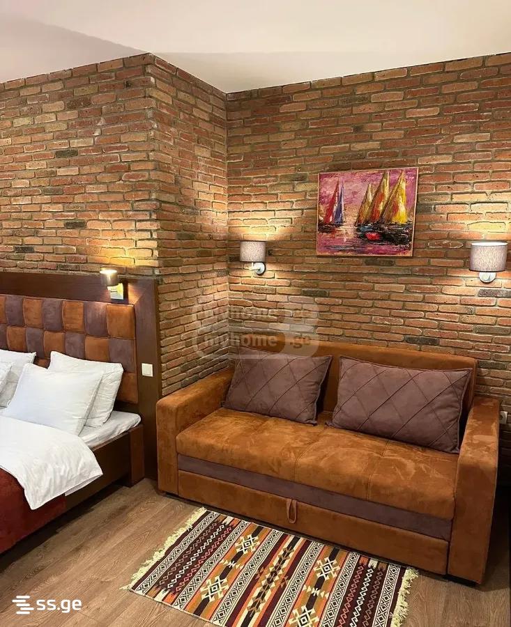 12 Room Hotel For Rent. Sololaki view 4