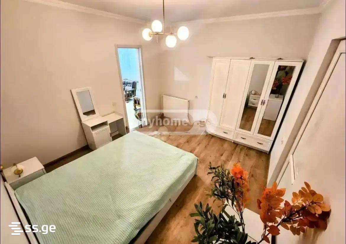 3 Room Private House Daily Rent. Batumi view 6