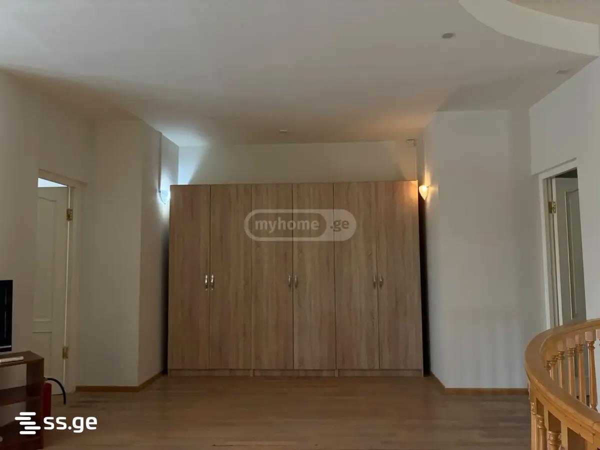 7 Room Private House For Rent. Vera view 7