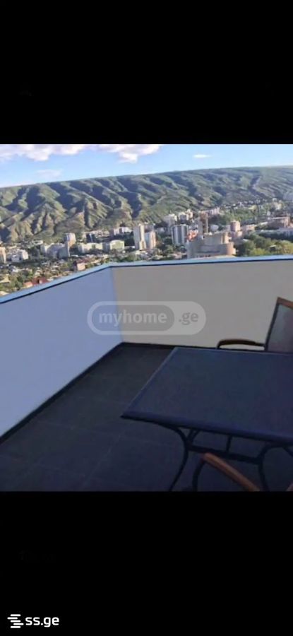 3 Room Flat For Sale view 3