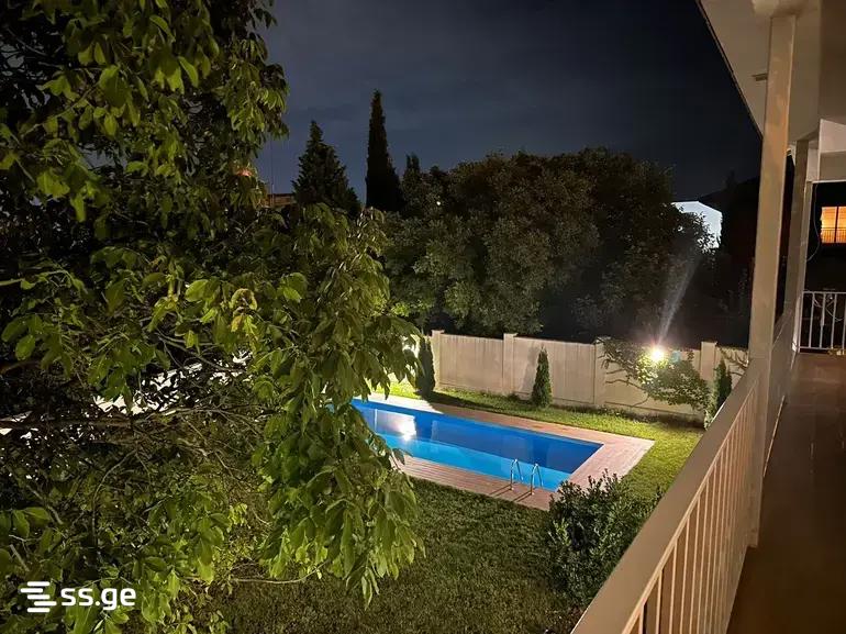 4 Room Private House For Sale view 6