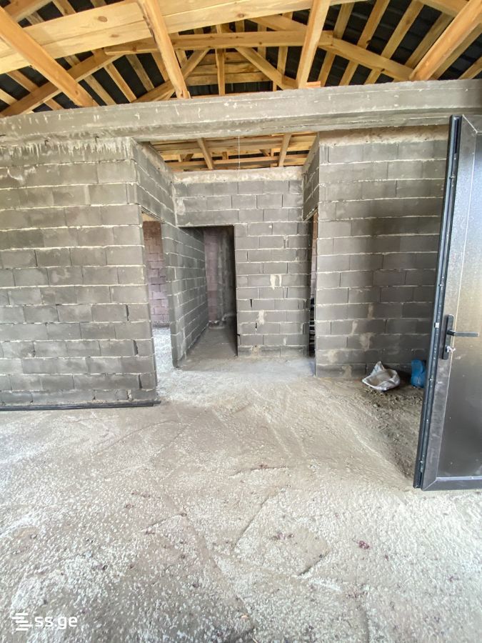 3 Room Private House For Sale view 2