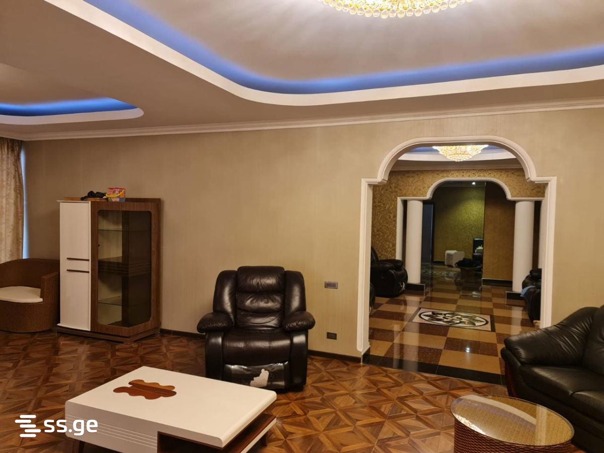 8 Room Flat For Sale, 2 of 4
