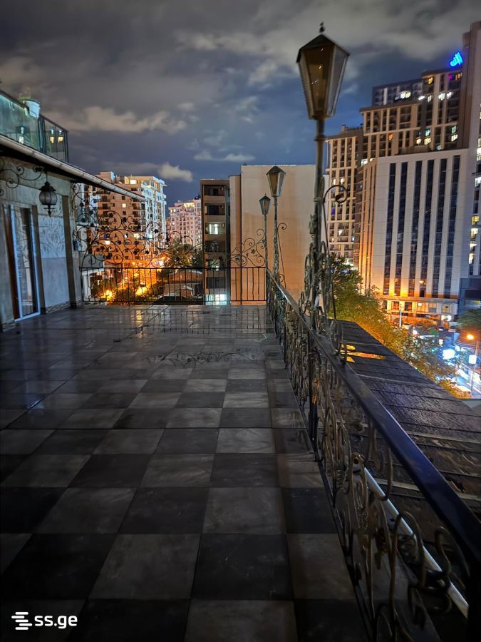 8 Room Flat For Sale view 9