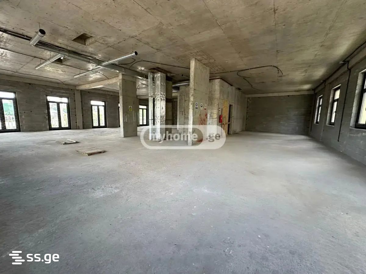 Commercial Space For Rent. Sololaki view 5