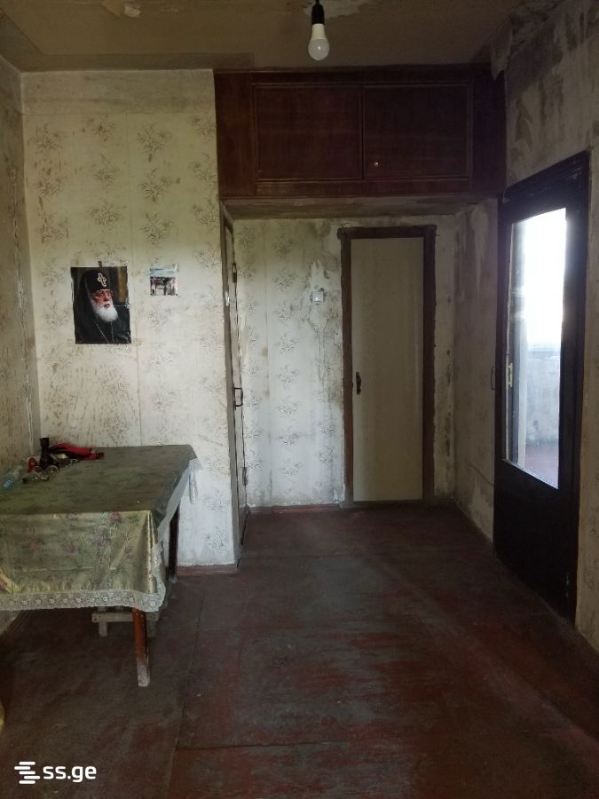 2 Room Flat For Sale view 3
